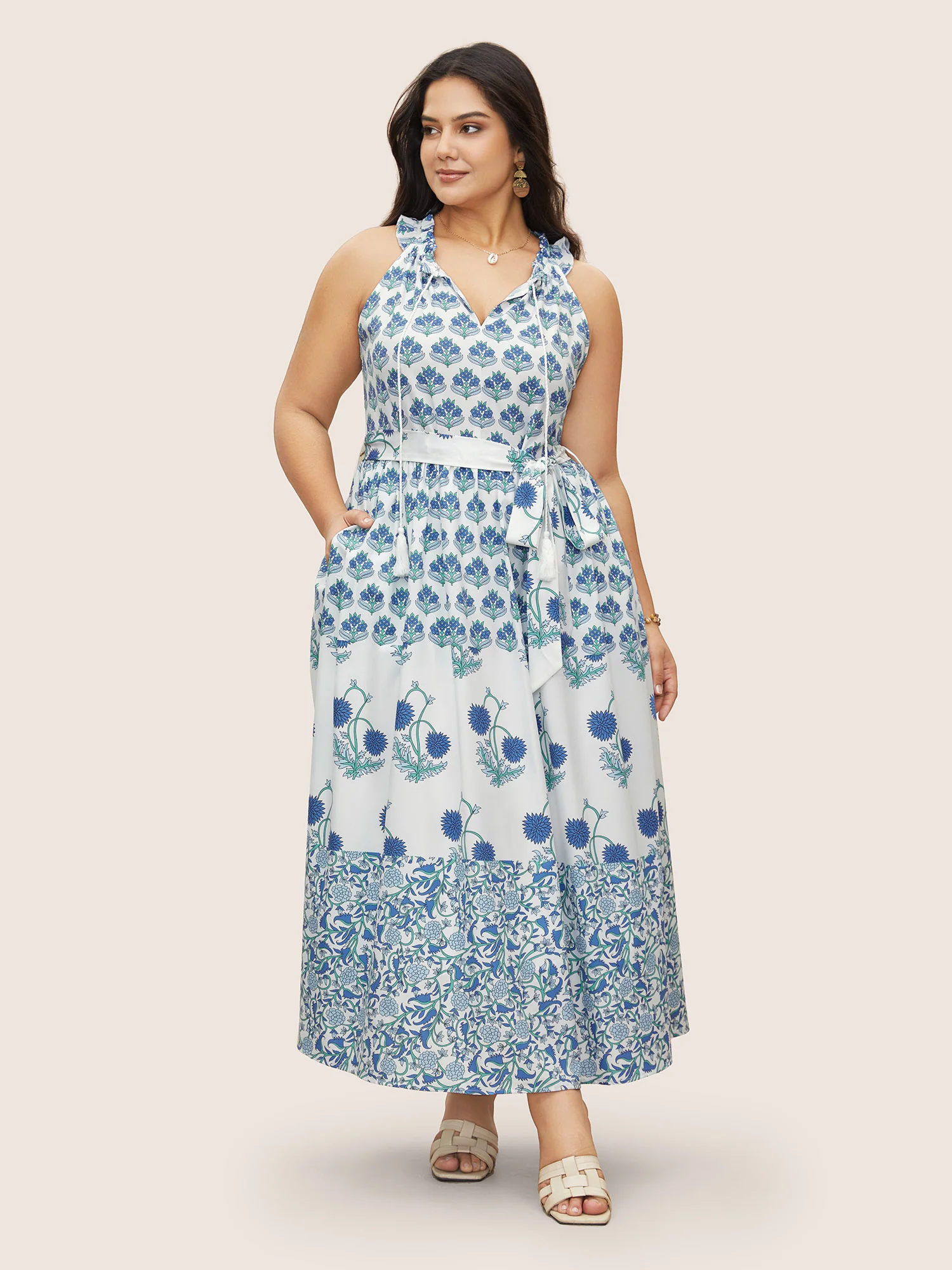 Boho Print Notched Collar Tassel Sleeveless Dress
