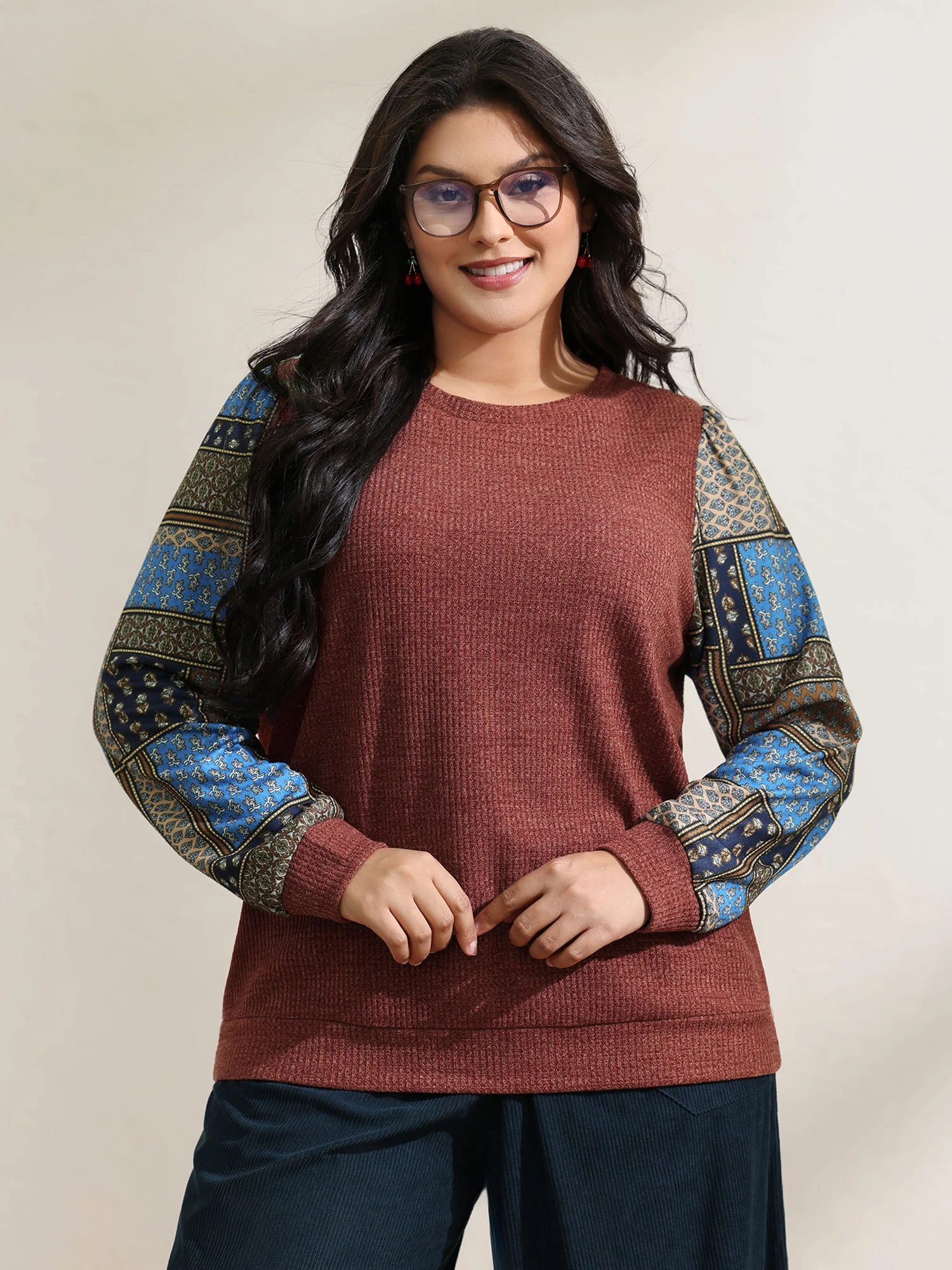 Cozy Collage Print Sleeve Contrast Sweatshirt
