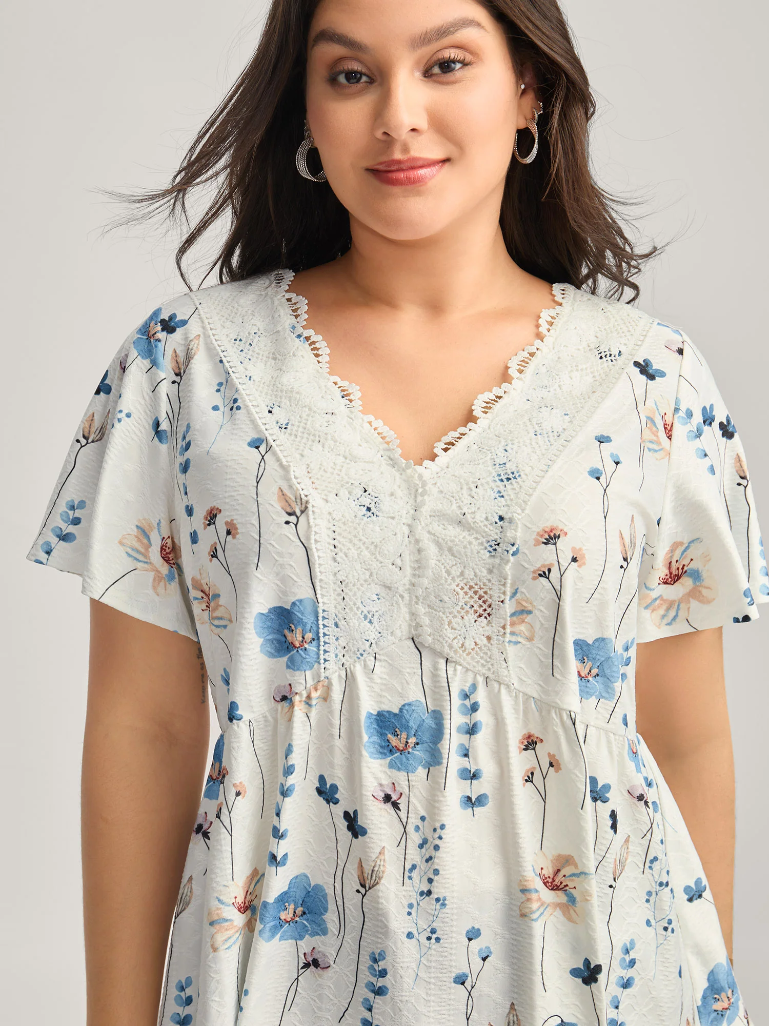 Floral Lace-Trimmed Textured Babydoll Top