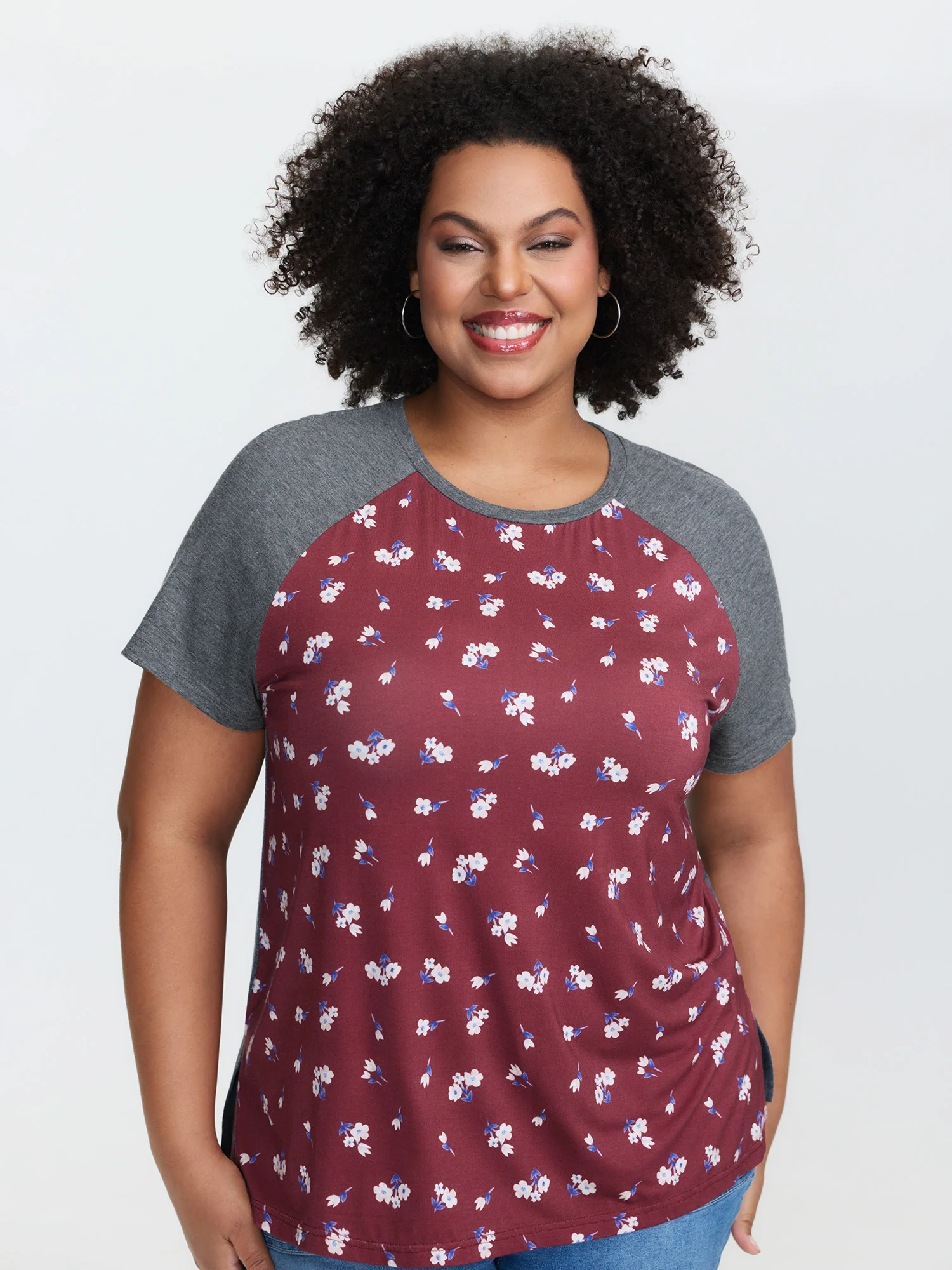 Floral Pattern Stretchy Split Hem T-Shirt