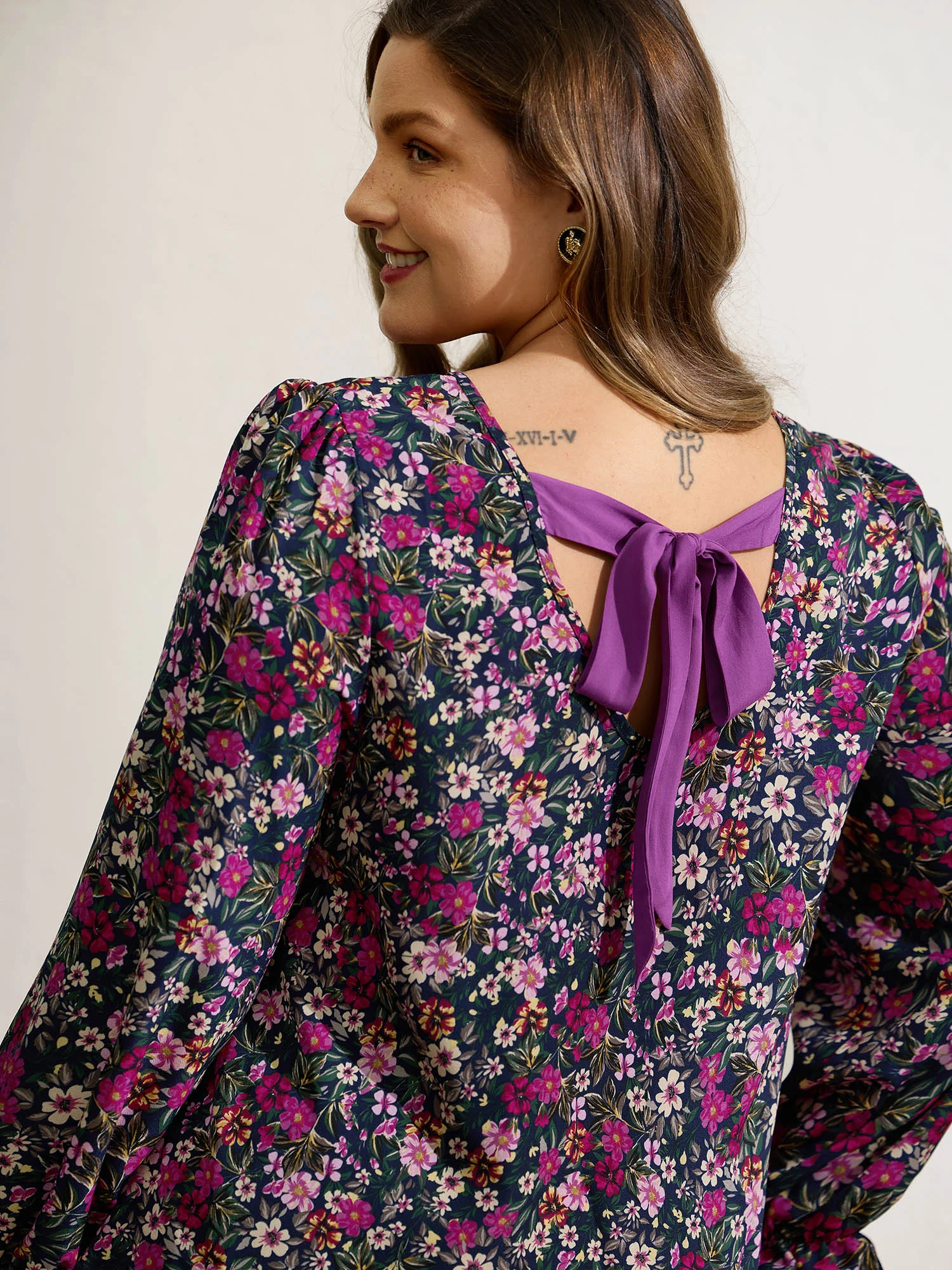 Floral Print Back Bowknot Blouse