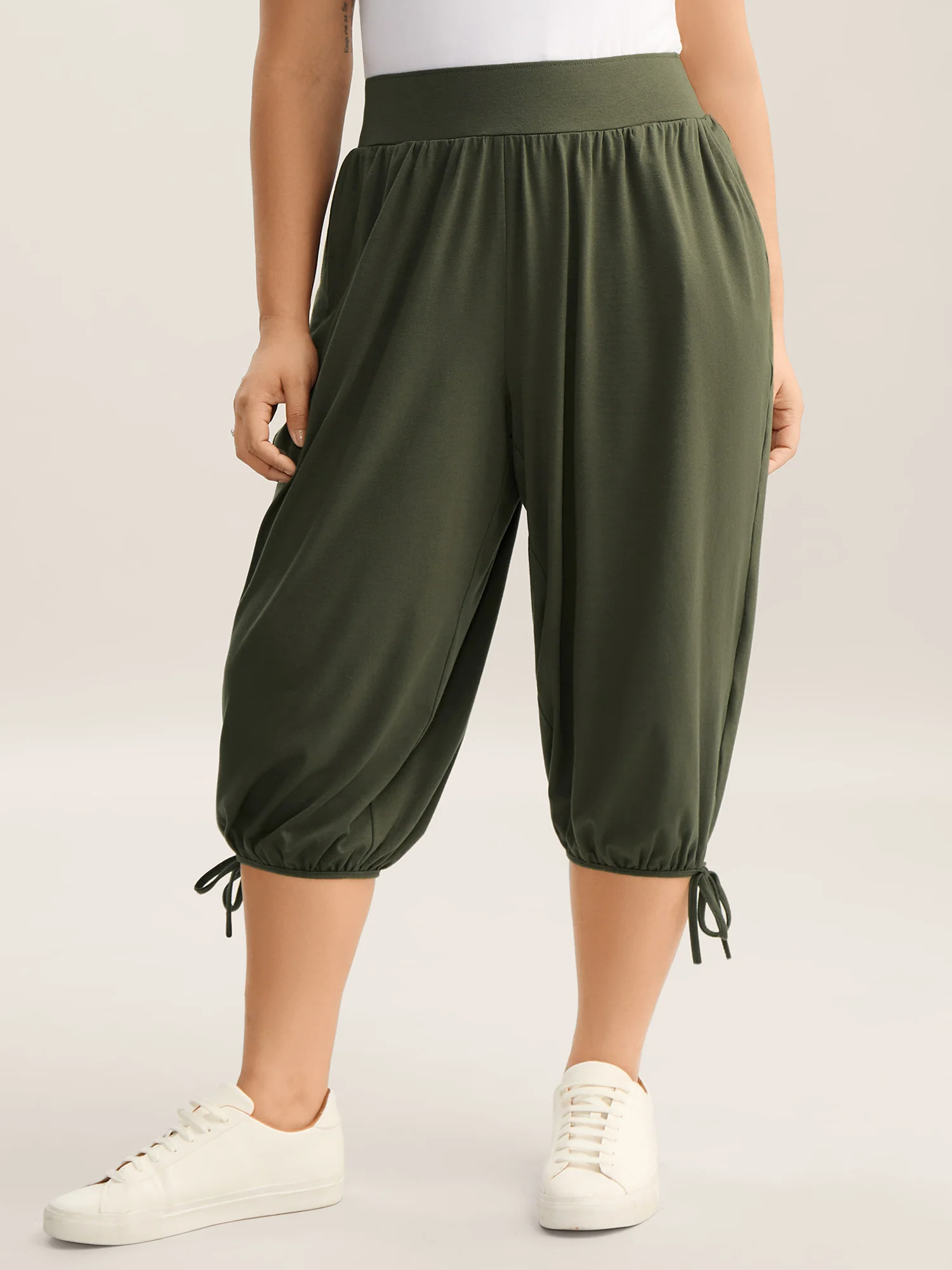 Keyhole Hem Ties Jogger Pants