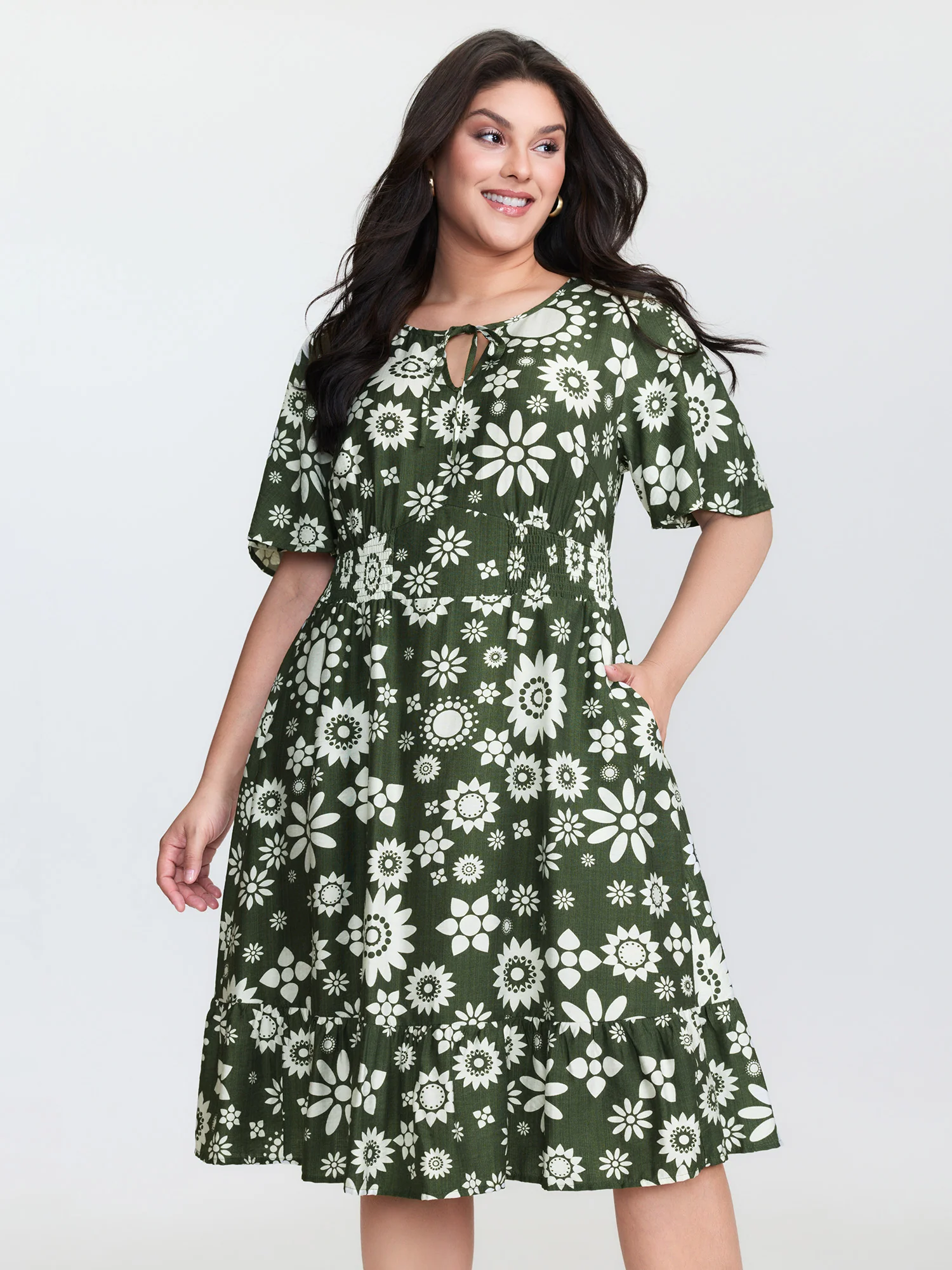 Monochrome Floral Print Shirred Midi Dress