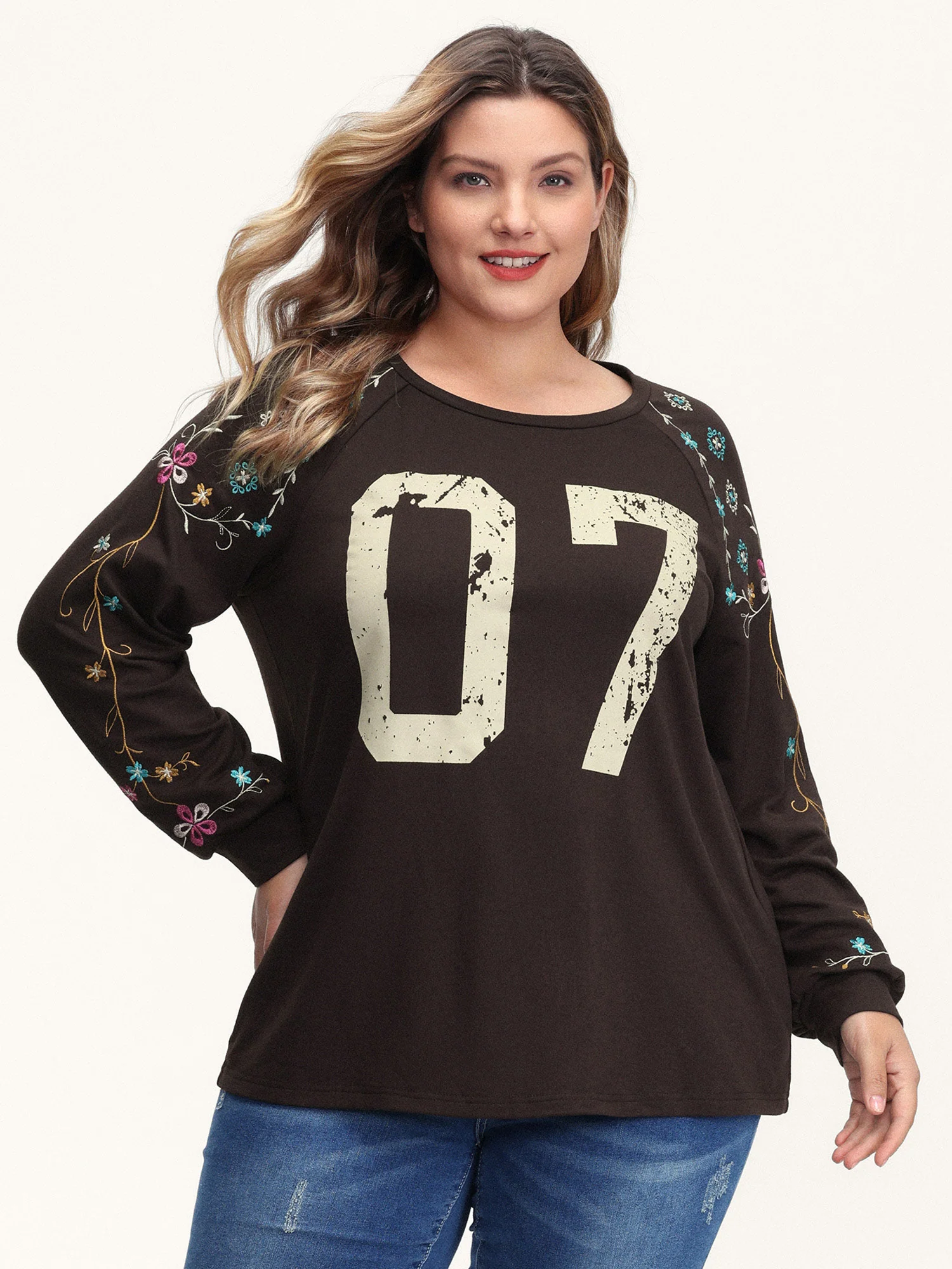 Number 07 Embroidered Relaxed-Fit Sweatshirt