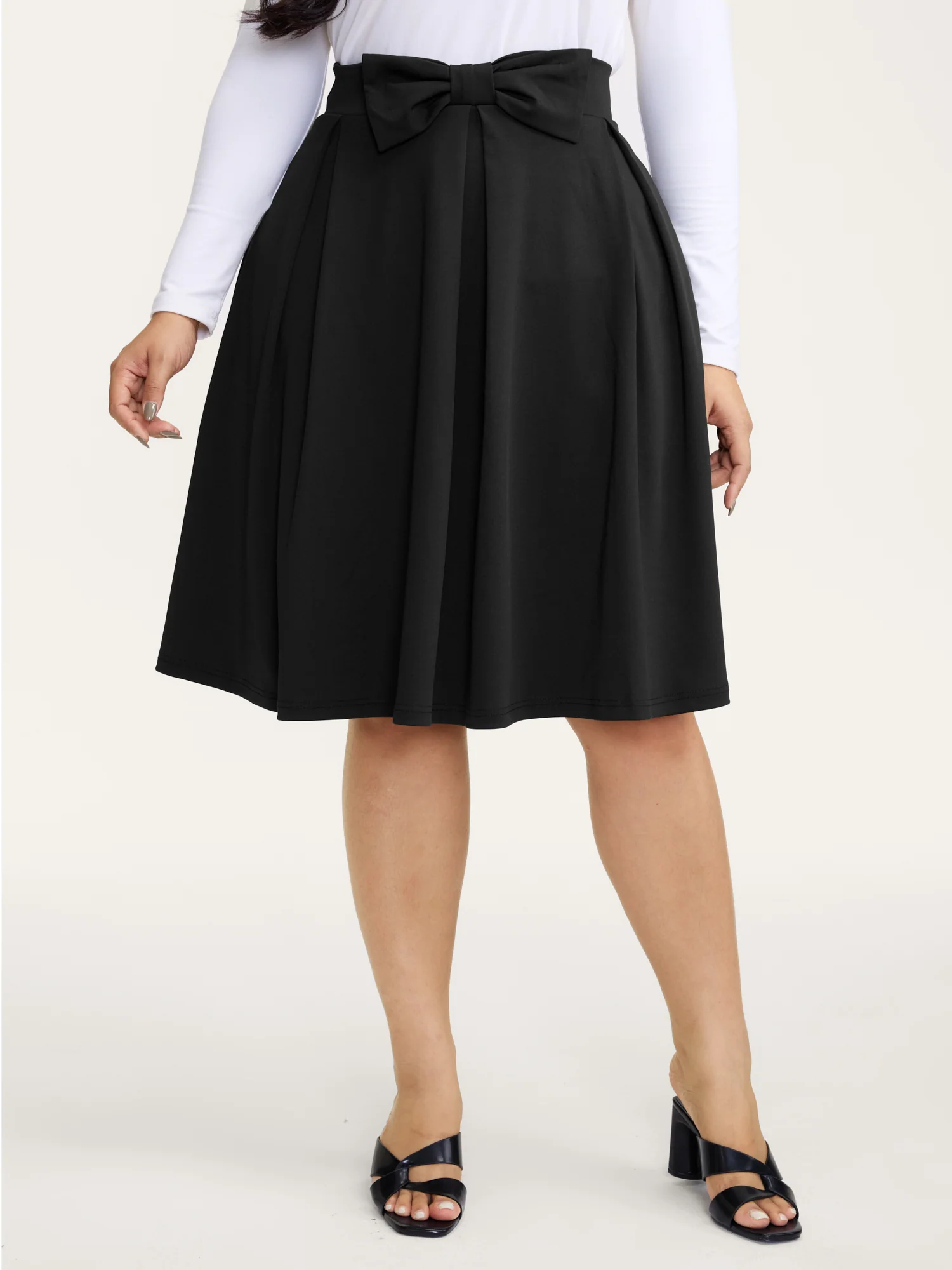 Stretchy Bow Detail Pleated Midi Skirt