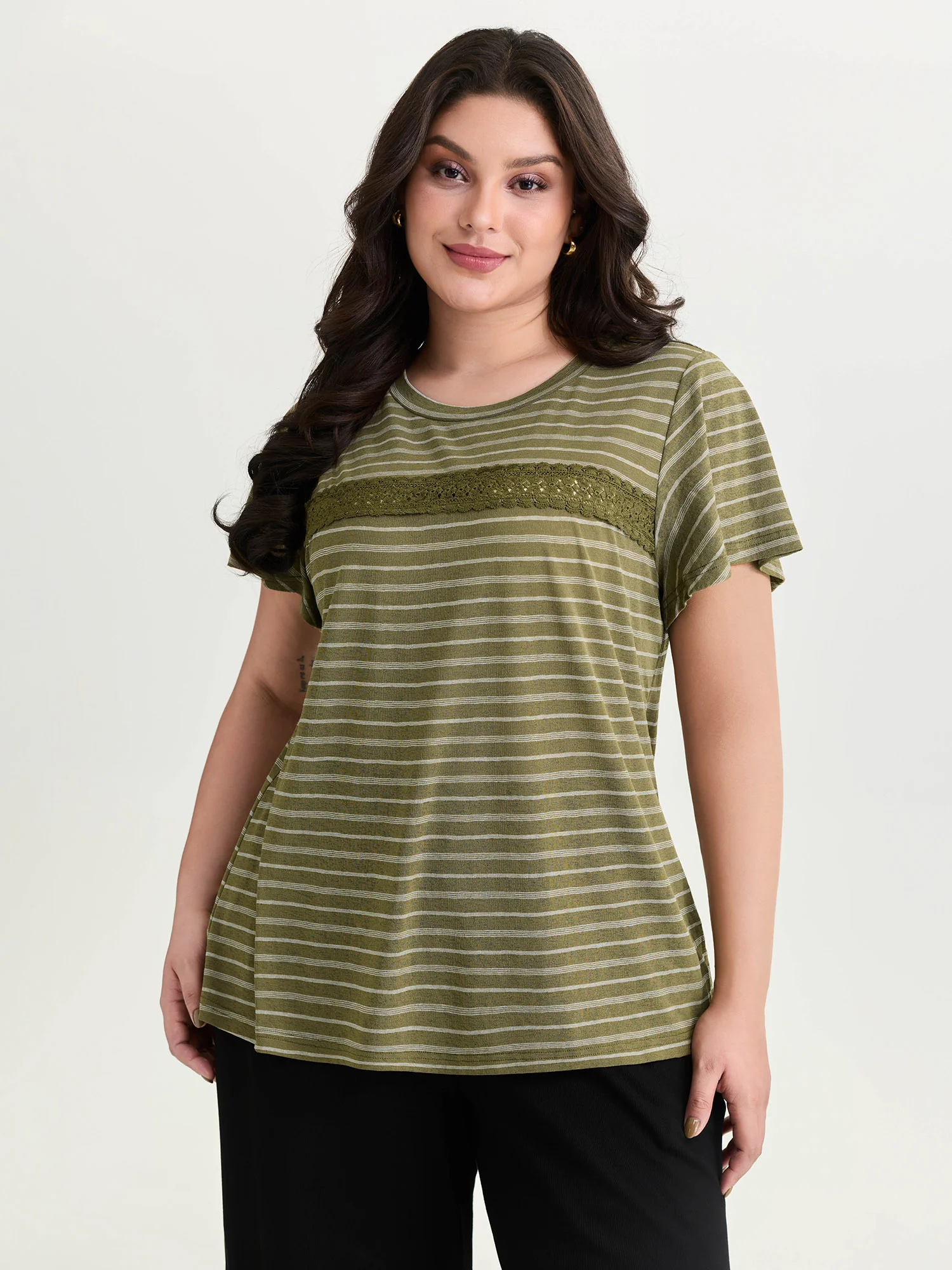 Stretchy Lace Trim Round Neck T-Shirt