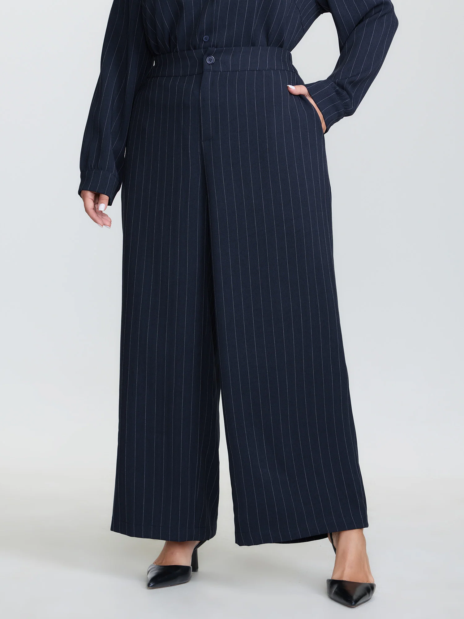 Stretchy Waist Striped Straight-Leg Pants