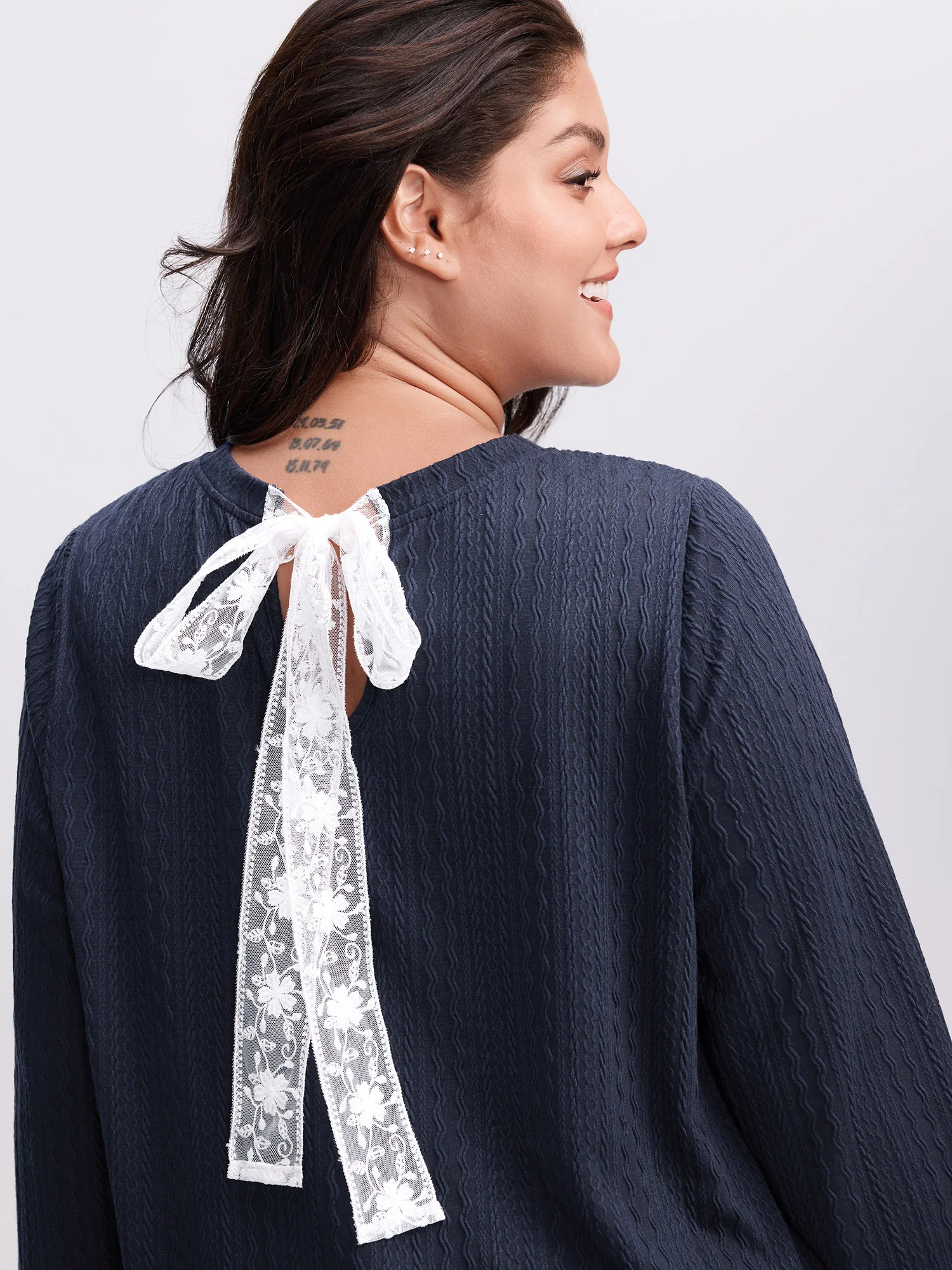 Textured Bowknot Color Contrast Sweatshirt