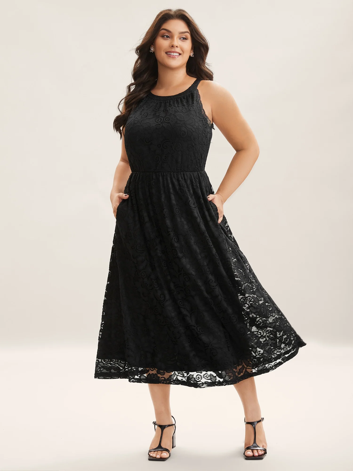 Textured Lace Sleeveless Pockets Midi Dress