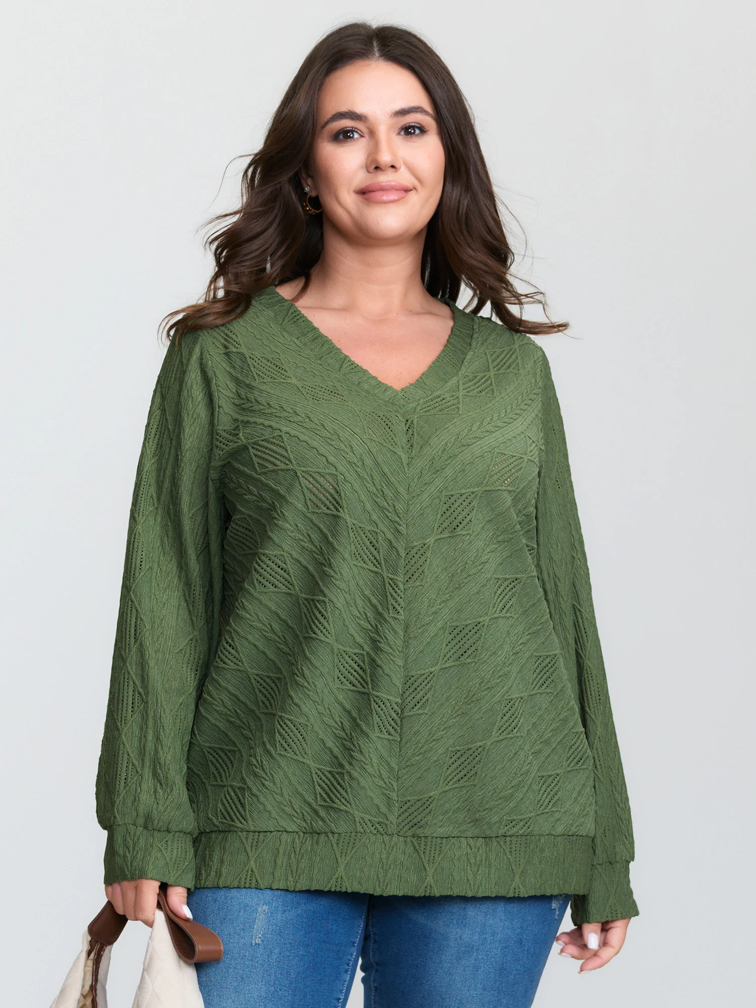 Textured V-Neck Stretchy Hem T-Shirt