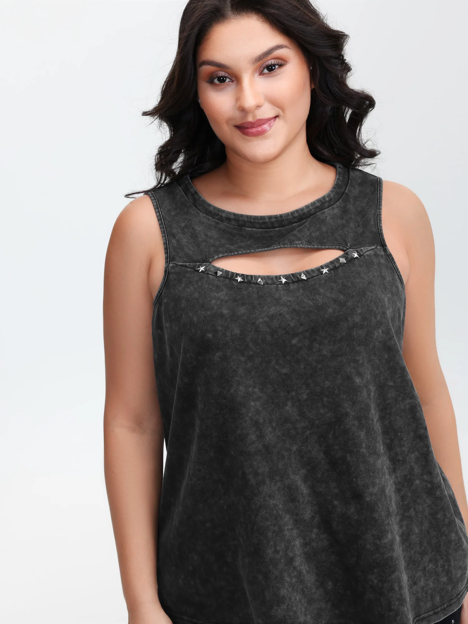 Vintage Cut Out Star Rivet Details Tank Top